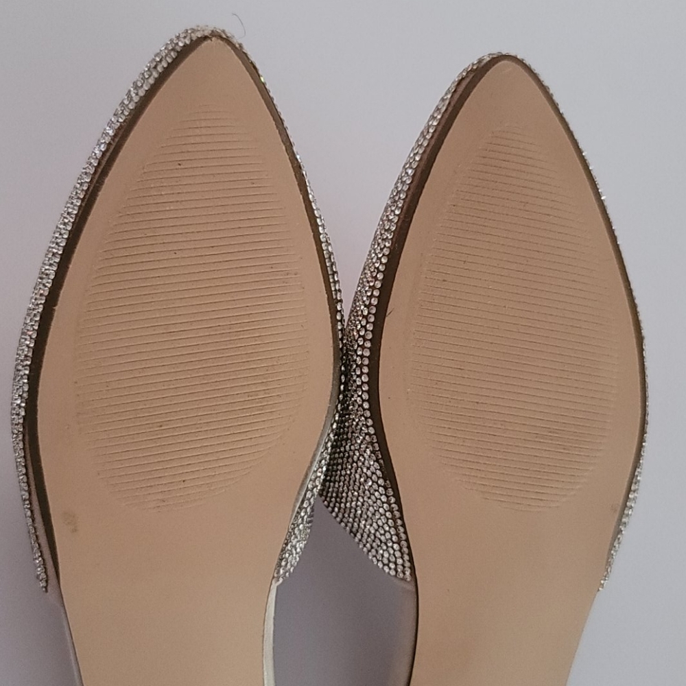 Shoes - Picture 4 of 6